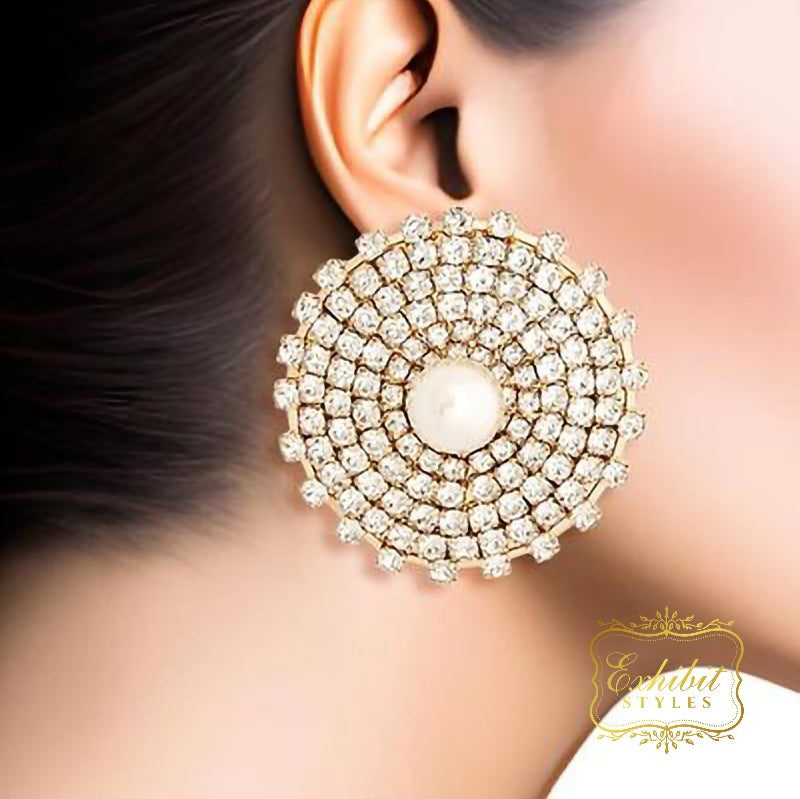 Pearl Center Stud Earrings