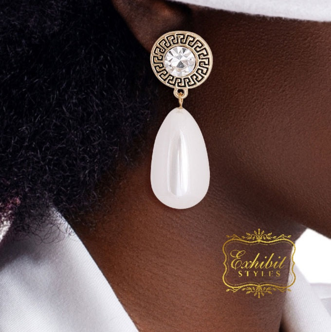 Teardrop Pearl Earrings