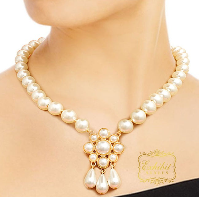 Pearl Flower Necklace